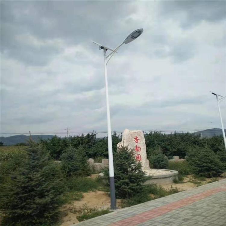 太陽能路燈批發(fā)價格多少錢