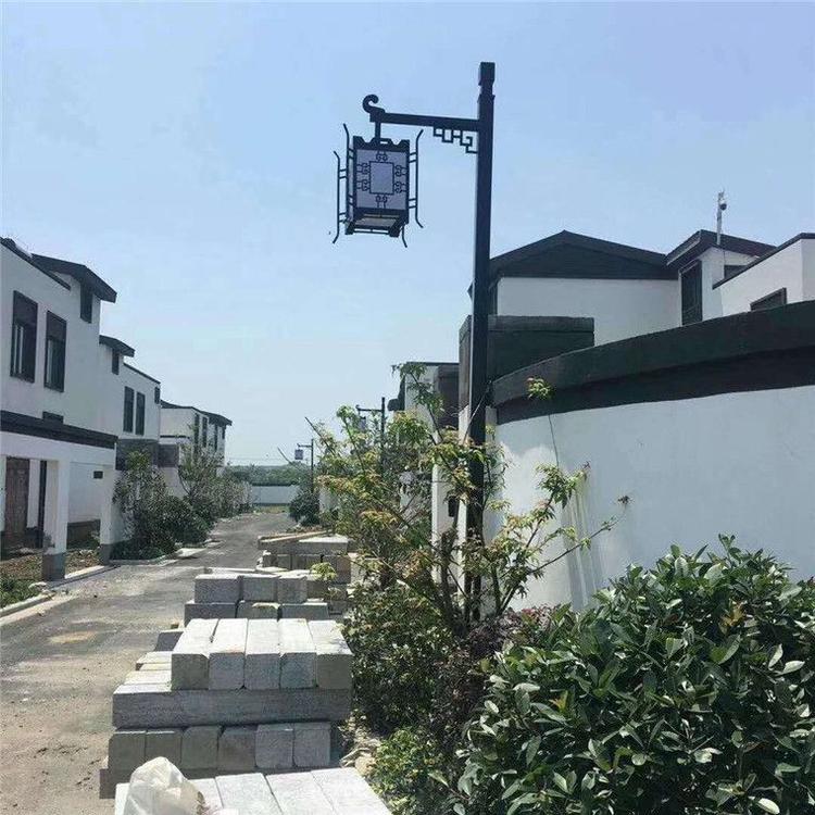 普通3米太陽能路燈多少錢一個(gè)