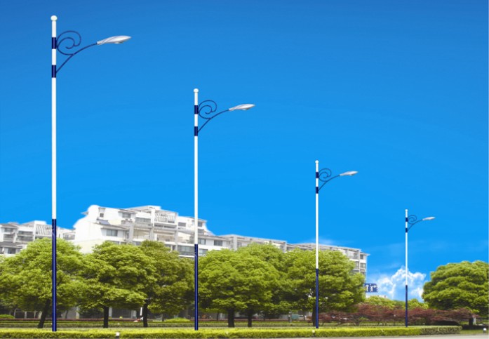 8�חU·����r����