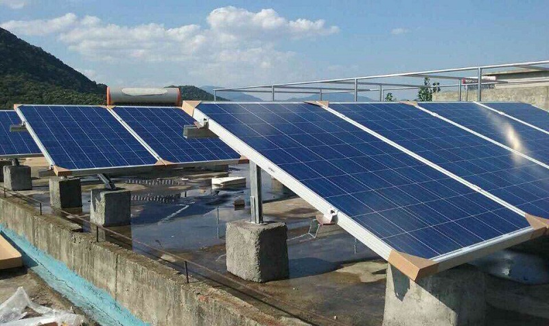 ���b�ڷ���ϵ�̫��ܰl(f��)�ϵ�y(t��ng)